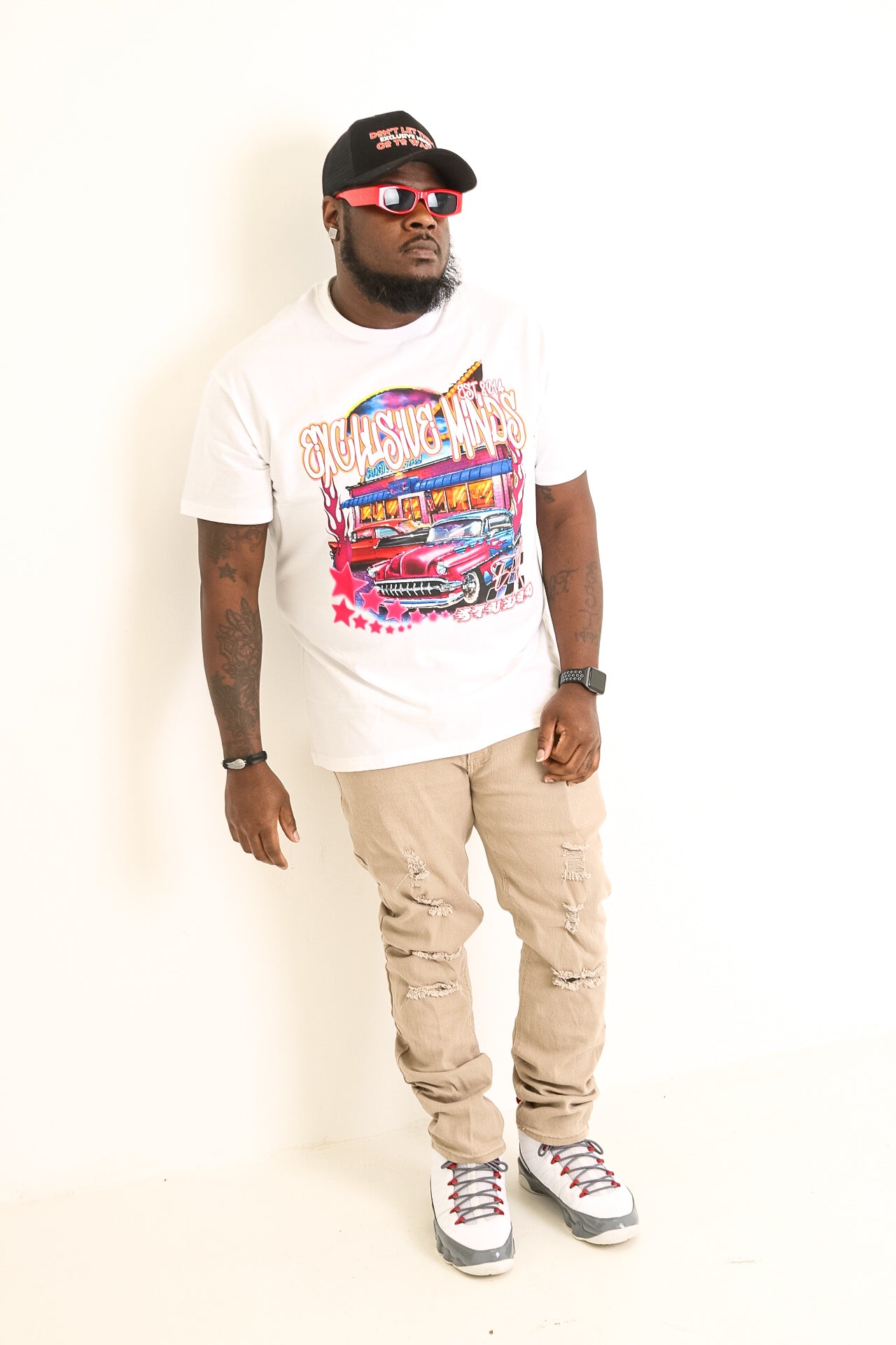 “Retro Art” Tee (White)