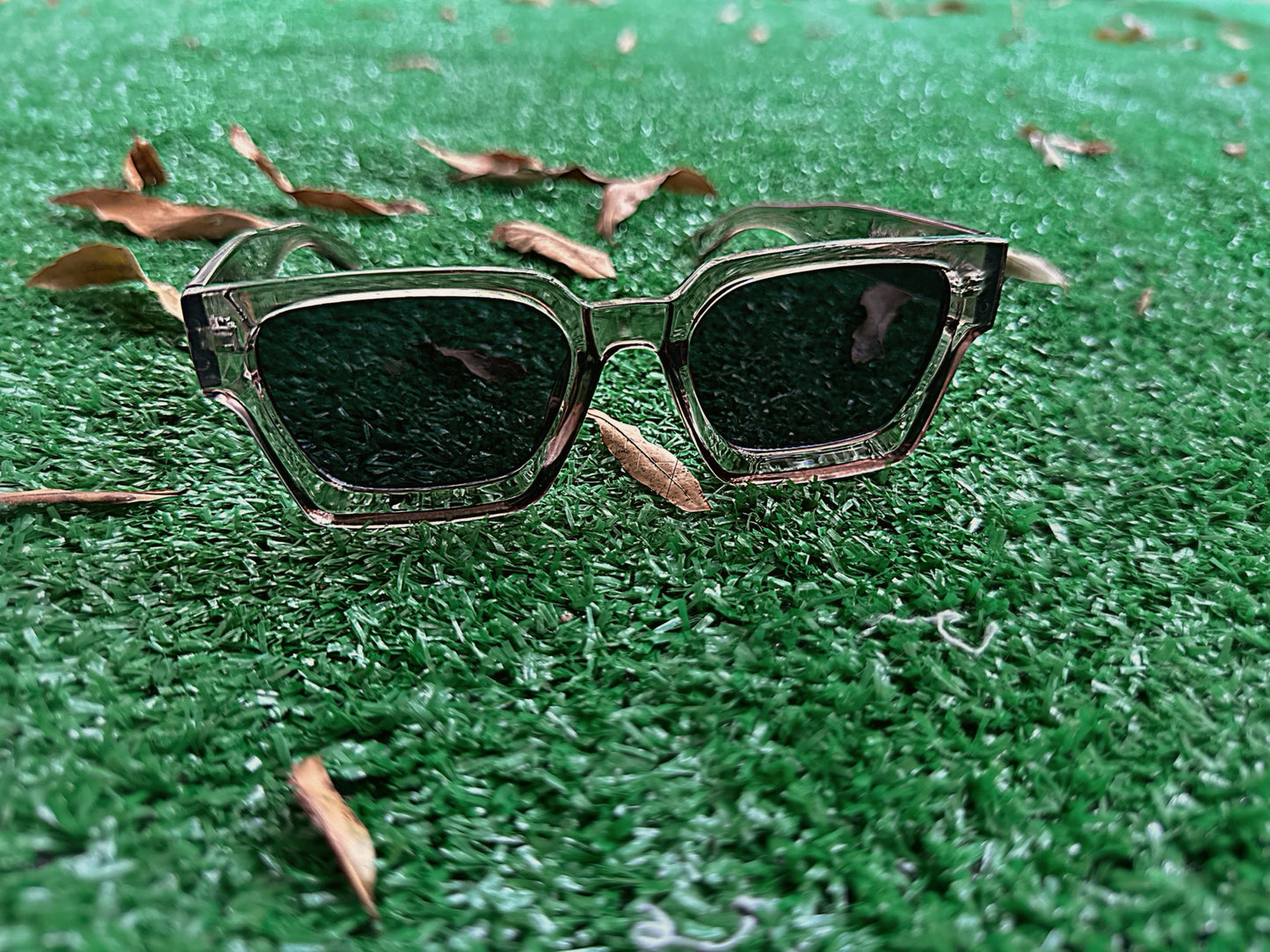 HideOut Shades (Gray/Black)