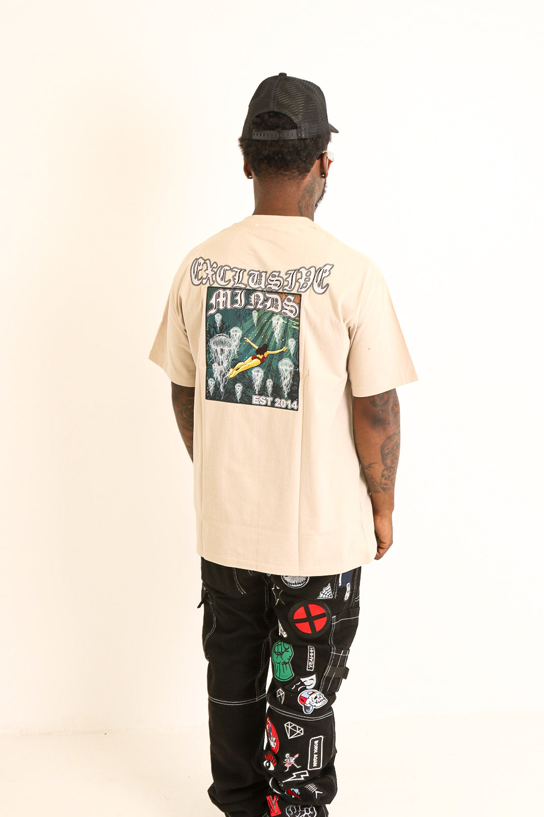 “Exclusive Paradise” Tee (Old Lace)